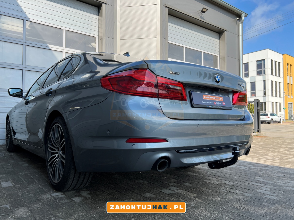 BMW 5 G30 z hakem holowniczym Westfalia - pewność i bezpieczeństwo w transporcie